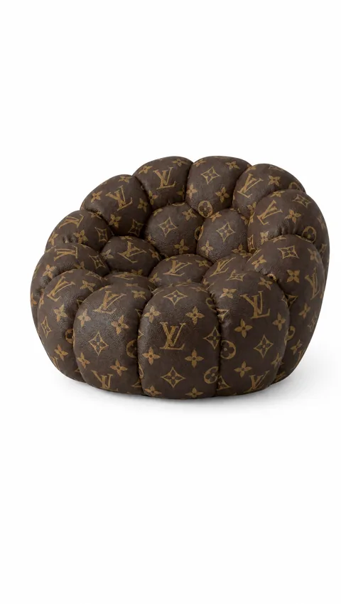 Signature Monogram Lounge in Brown & gold